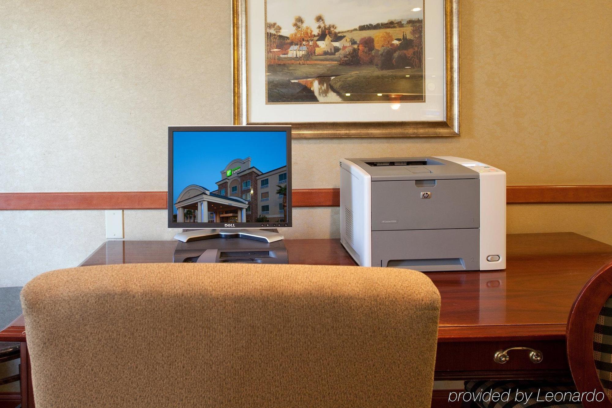 Hotel Express Vegas Stadium Area By Ihg 3*
