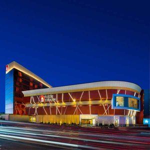 Lucky Dragon Hotel
