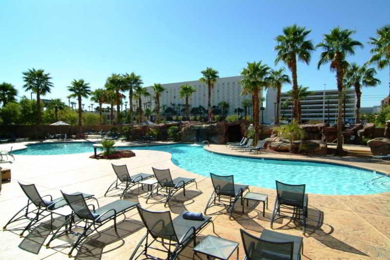 Hotel Embassy By Hilton Vegas