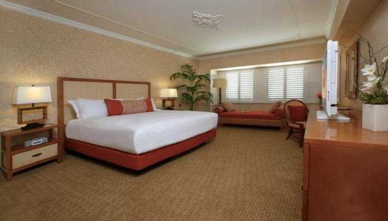 Resort Tropicana Vegas A Doubletree By Hilton & Casino - Free Parking