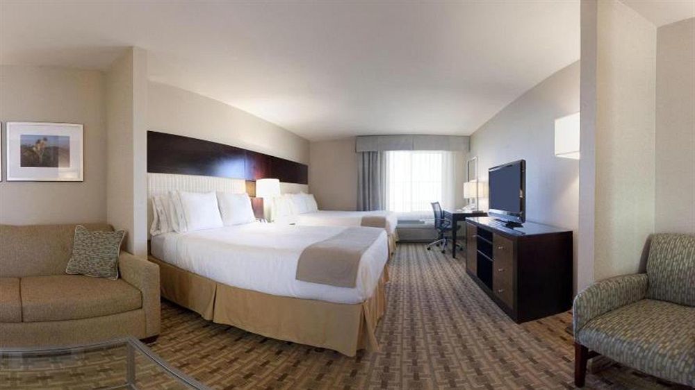 Express & Vegas Sw Springvalley By Ihg 3* Las Vegas