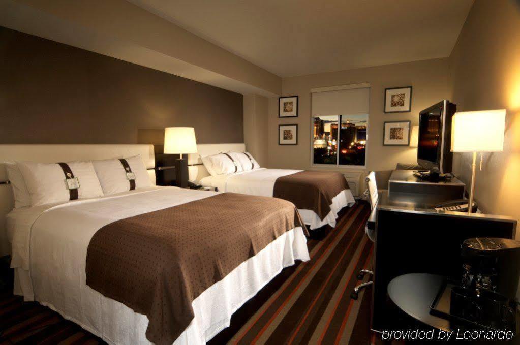 Hotel Doubletree By Hilton Vegas East Flamingo 4*