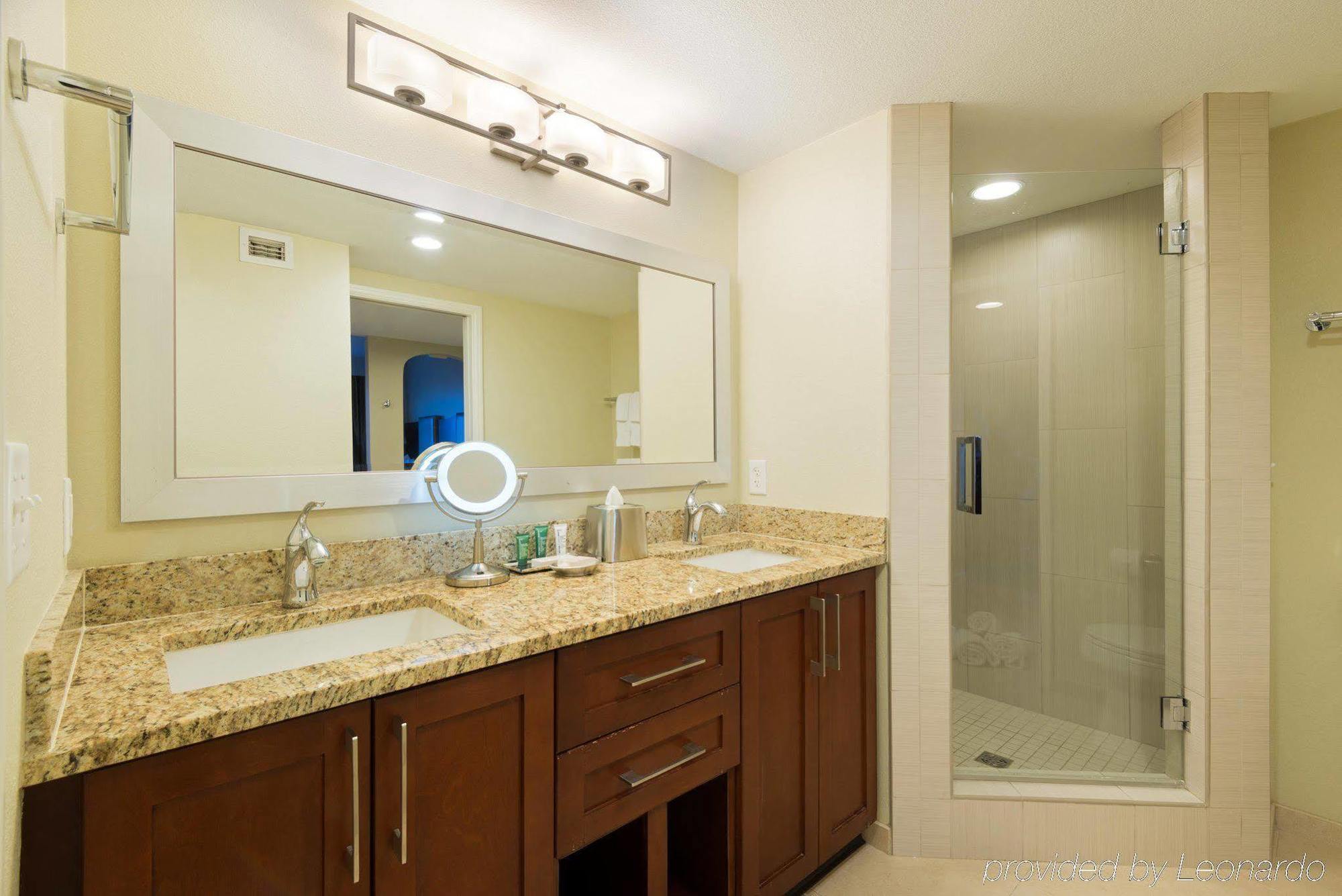 Hilton Grand Vacations Club Paradise Vegas Resort 3*