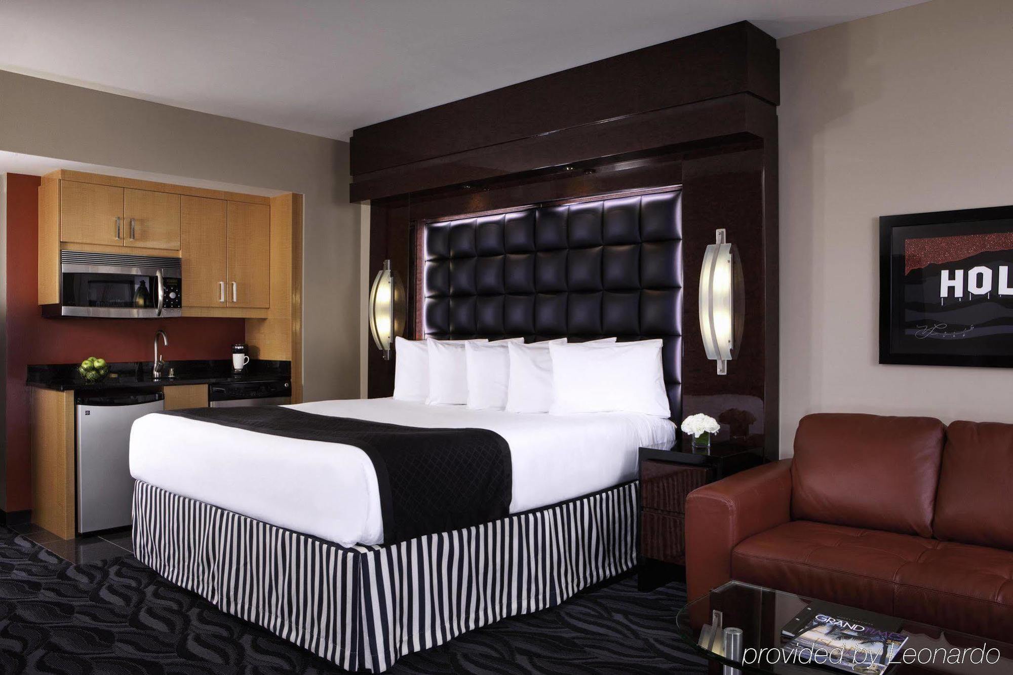Hilton Grand Vacations Club Elara Center Strip Vegas Resort 3*