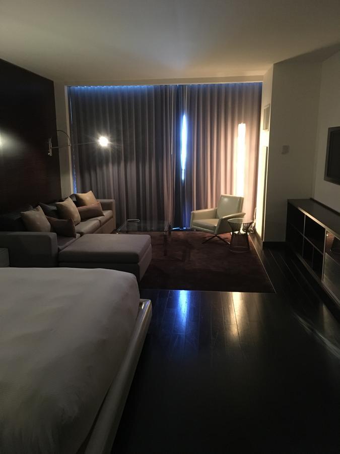 Studio Suites At Palms Place