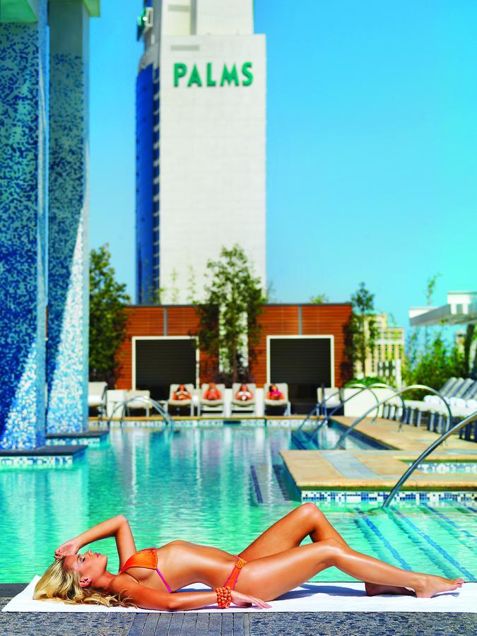 Studio Suites At Palms Place