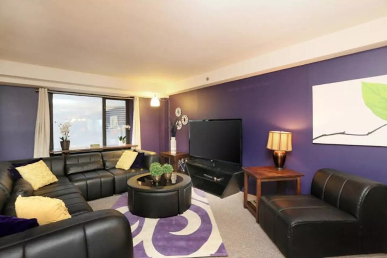 Hotel Jockey Club 3*