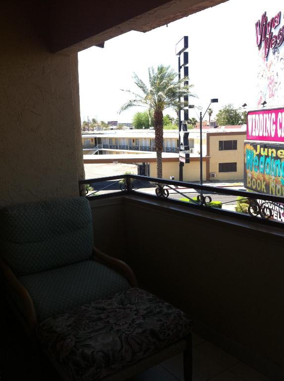 Super 8 By Wyndham Vegas North Strip/fremont St. Area 2* Las Vegas