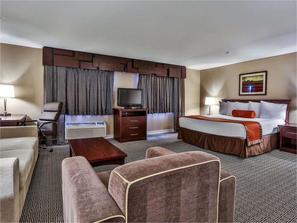 Resort Tuscany & Casino Las Vegas