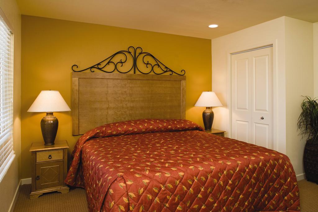 Worldmark Vegas Tropicana Aparthotel 3*