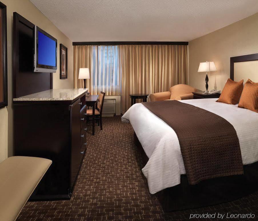 Hotel Riviera & Casino