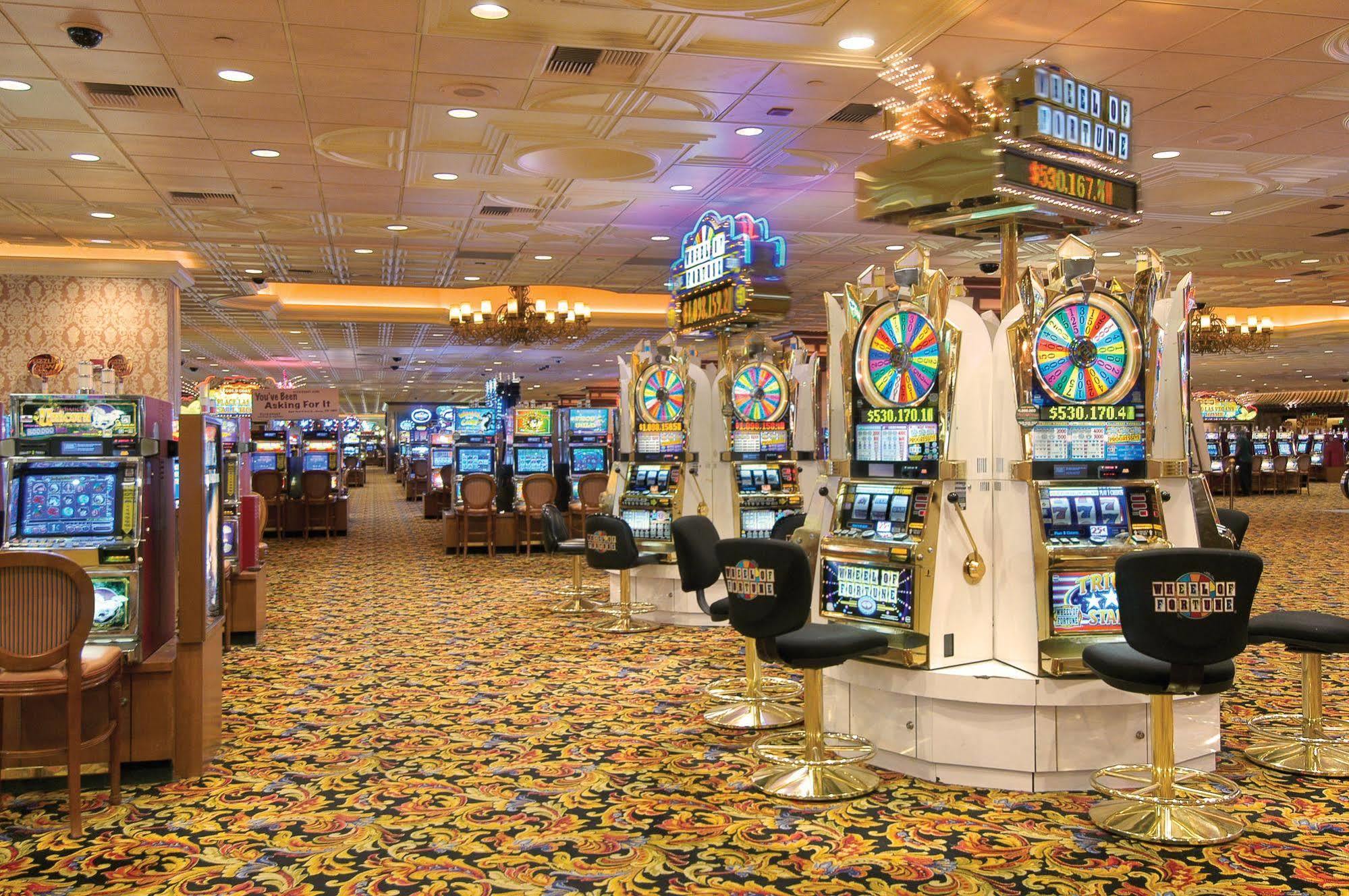 Gold Coast And Casino 3*
