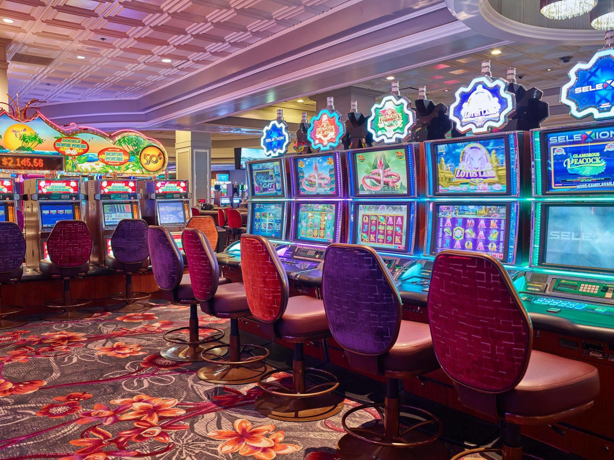 California And Casino Hotel 3*
