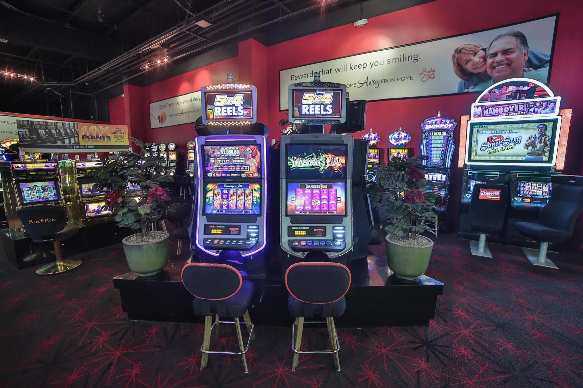 Lucky Club Casino & Hotel