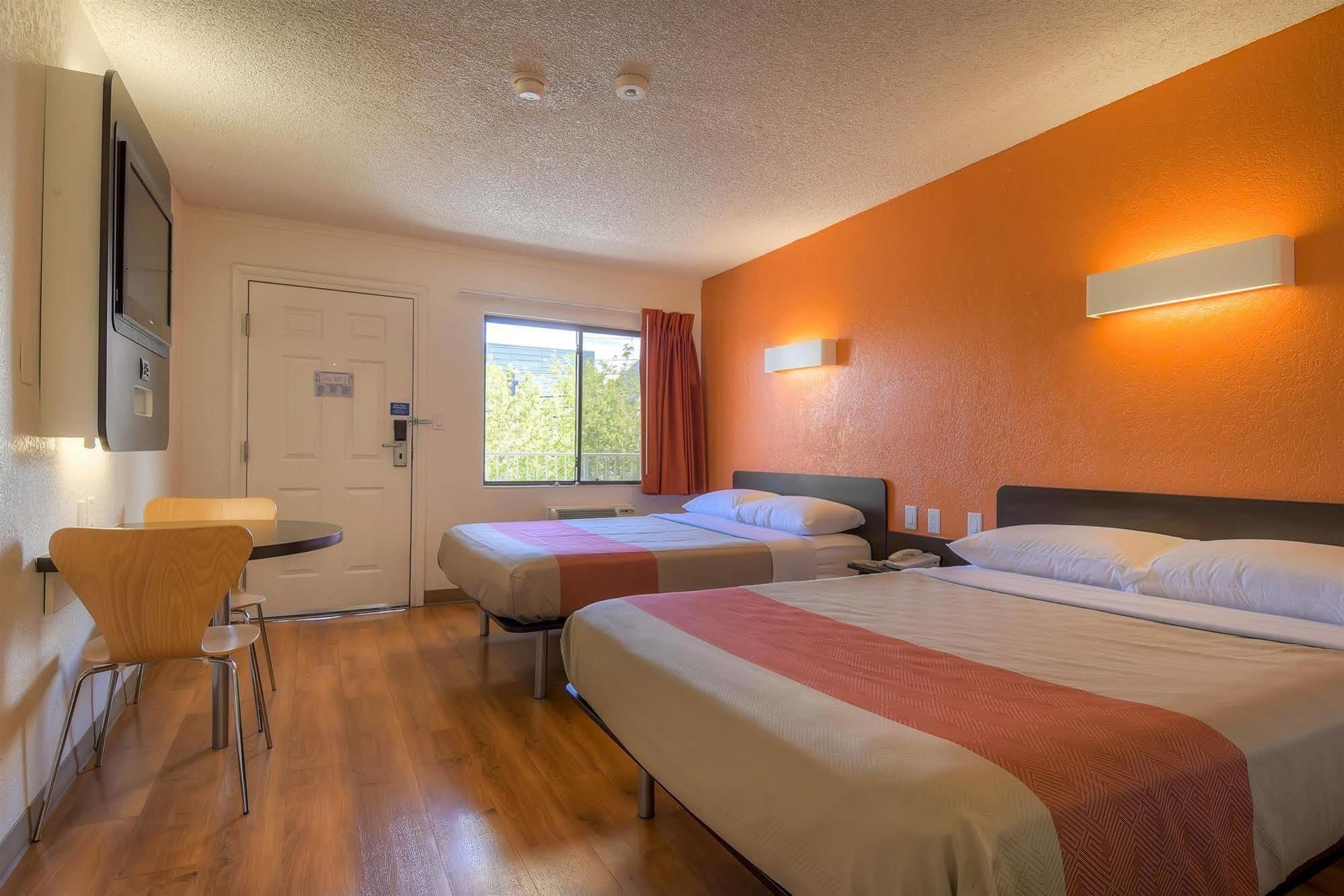 Park By Radisson, Vegas I-15 Inn