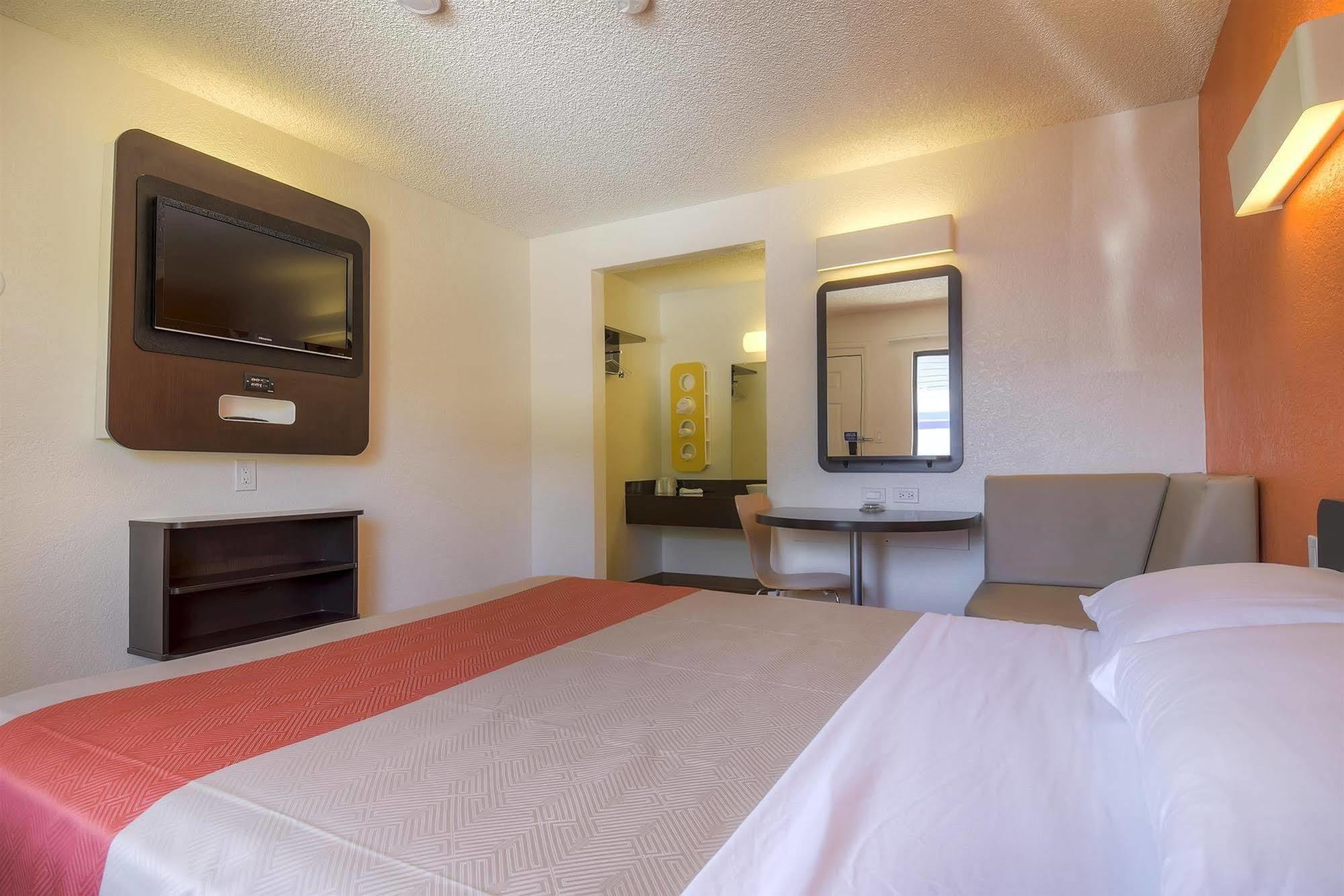 Inn Park By Radisson, Vegas I-15 Las Vegas