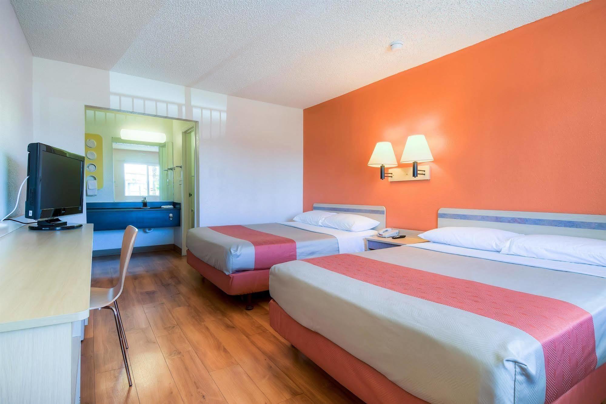 Park By Radisson, Vegas Boulder Hwy 2* Las Vegas