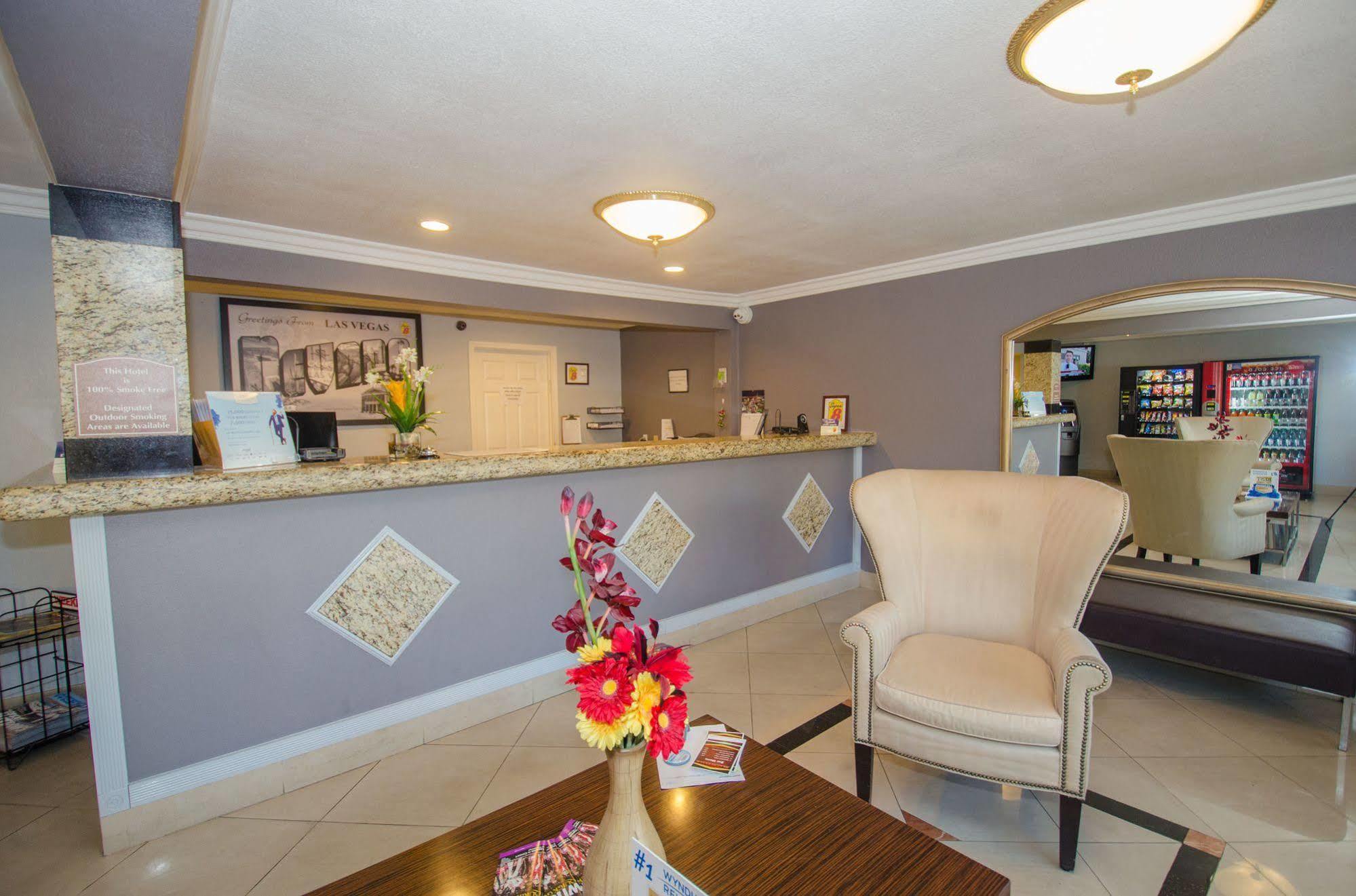 Hotel Super 8 By Wyndham Vegas North Strip/fremont St. Area