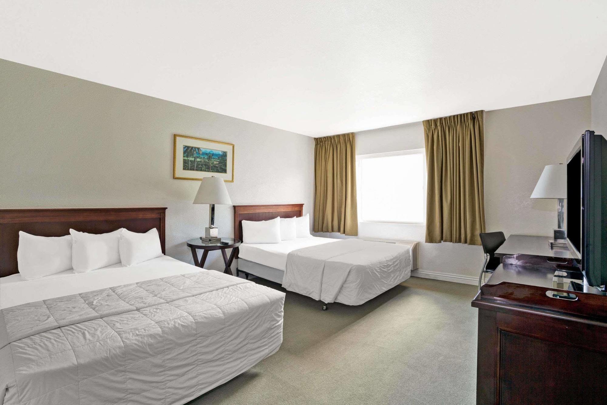 Super 8 By Wyndham Vegas North Strip/fremont St. Area 2*