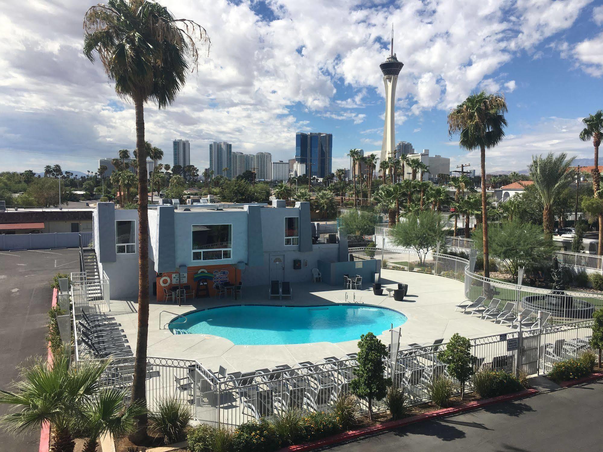 Super 8 By Wyndham Vegas North Strip/fremont St. Area Las Vegas