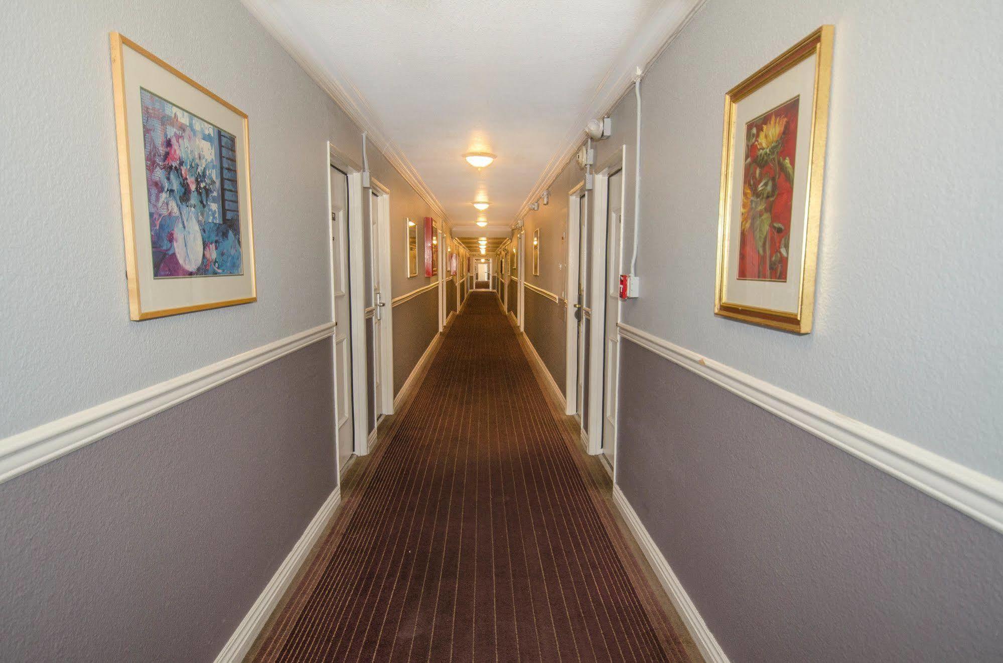 Super 8 By Wyndham Vegas North Strip/fremont St. Area Las Vegas