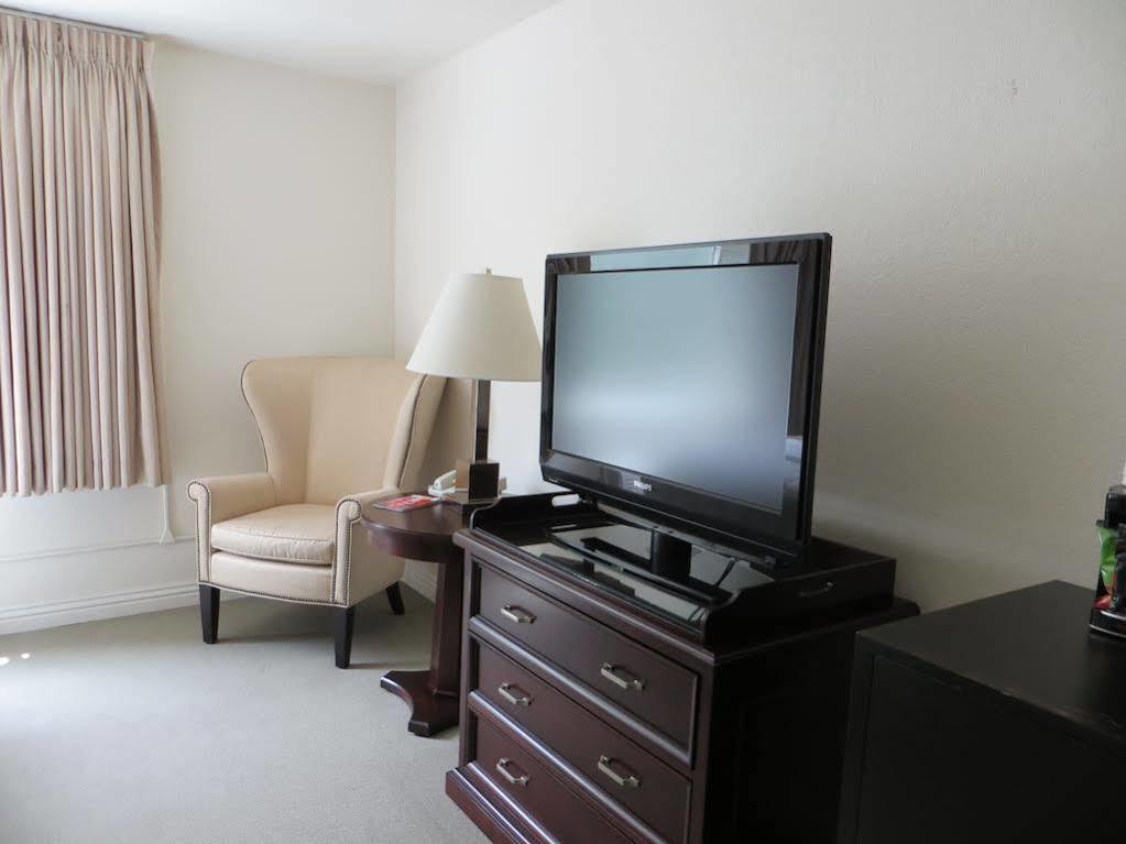 Super 8 By Wyndham Vegas North Strip/fremont St. Area