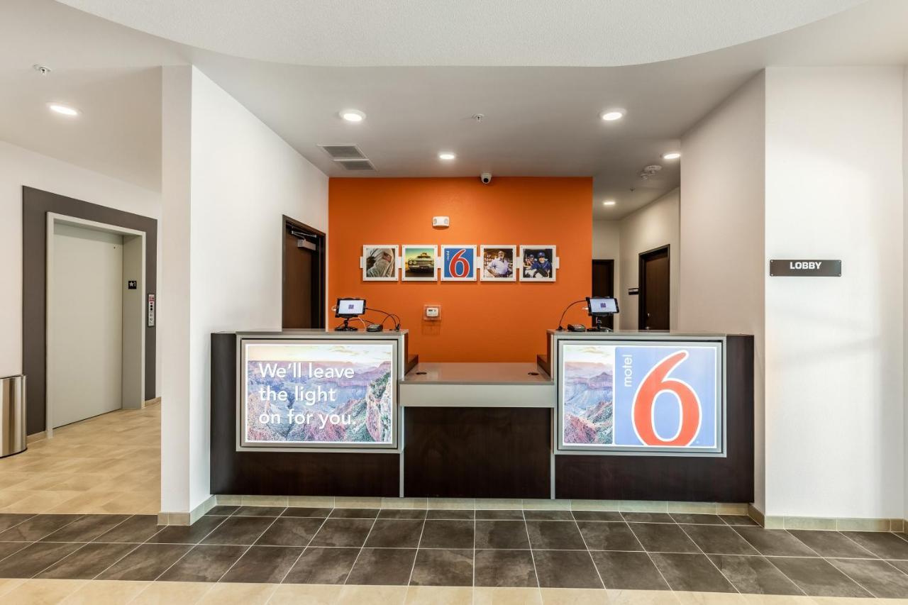 6-las Vegas, Nv - Motor Speedway Hotel Las Vegas