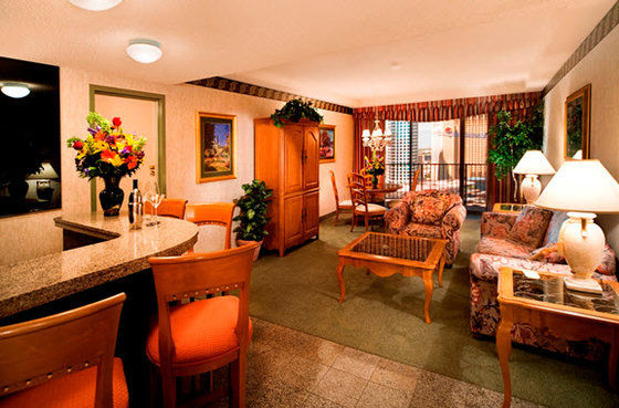 Riviera & Casino Hotel 3*