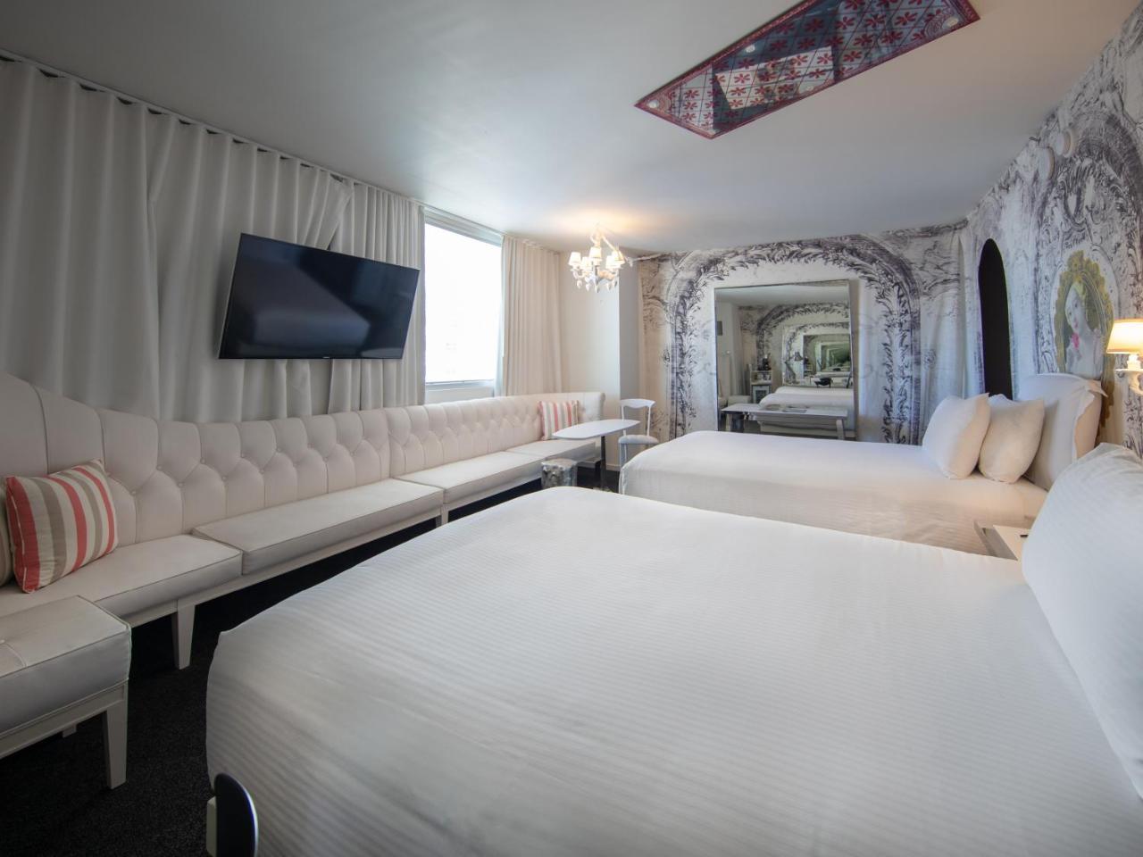 Resort Sahara Vegas 4*