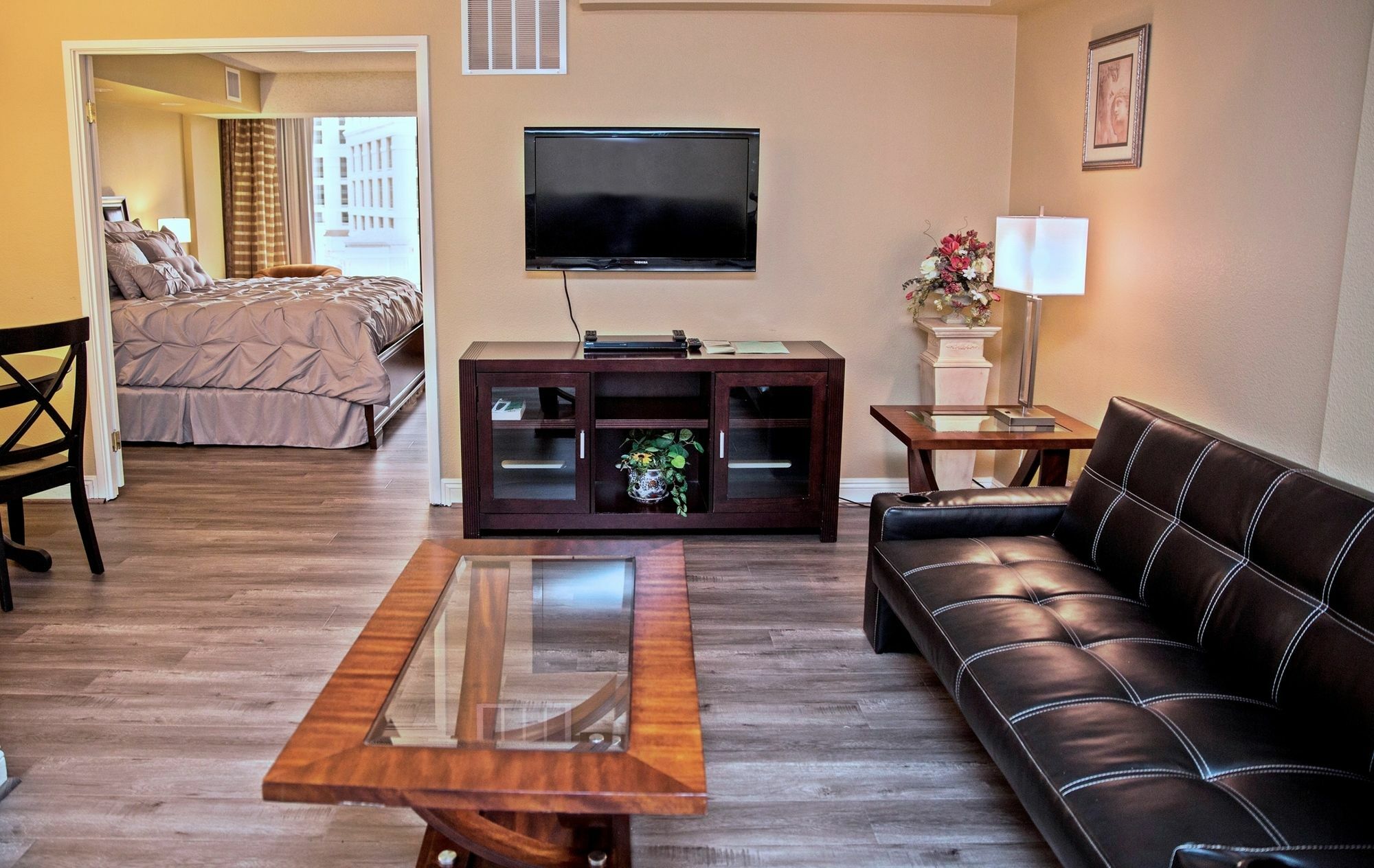 Suites At Jockey Club Aparthotel