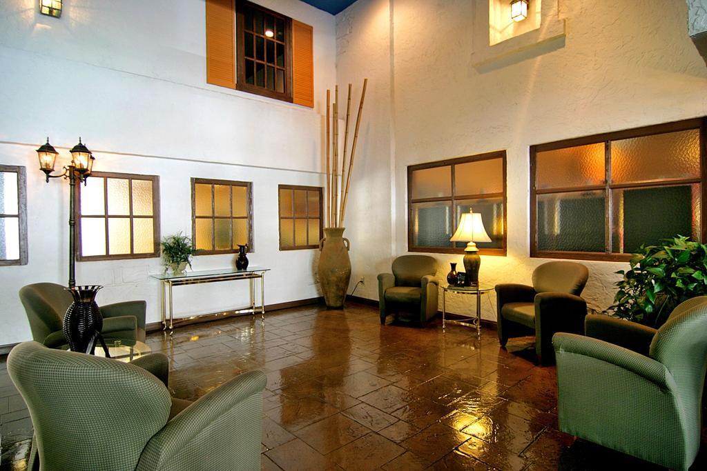 Clarion & Casino 3*