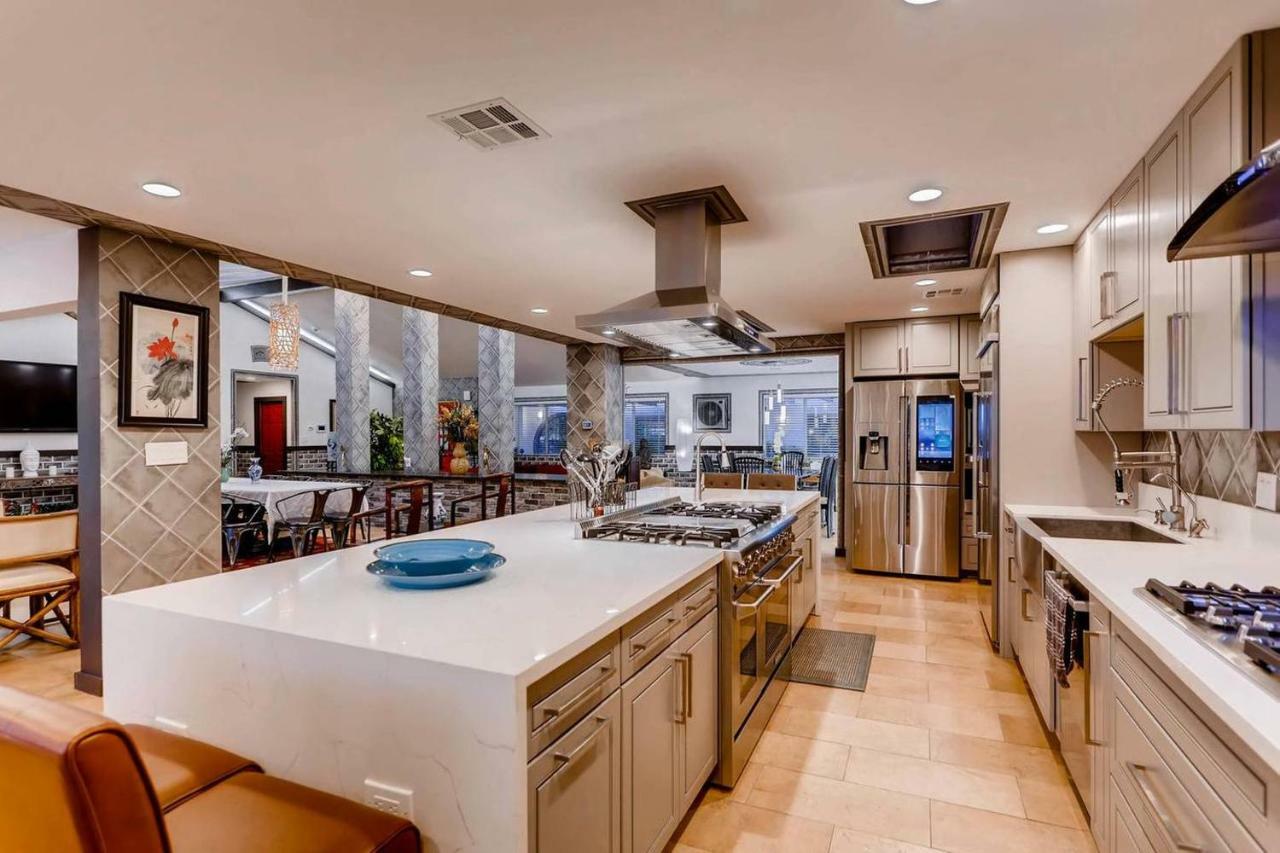 7bd 5ba Mansion W/ Lazy River Hot Tub Sleeps 26 * Las Vegas