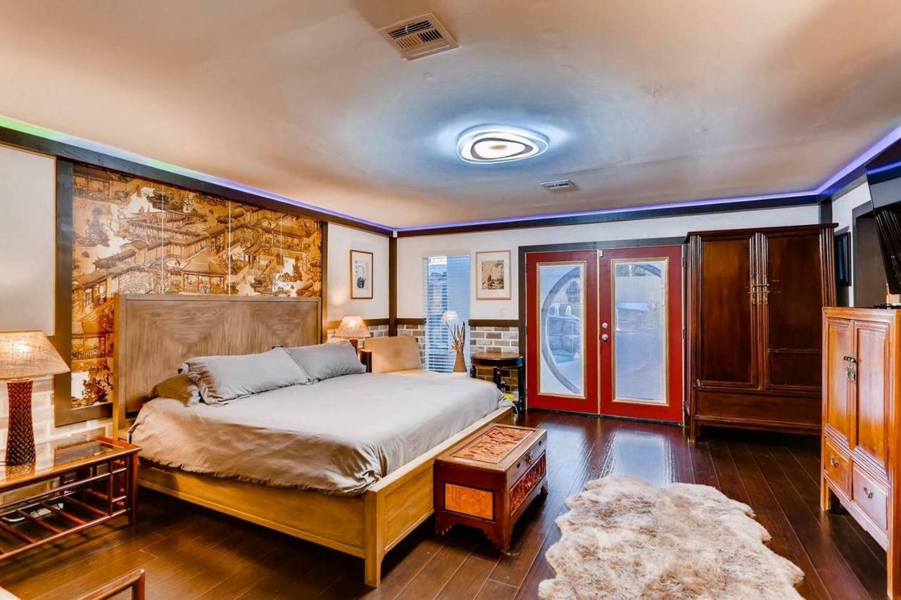 Holiday home 7bd 5ba Mansion W/ Lazy River Hot Tub Sleeps 26 *
