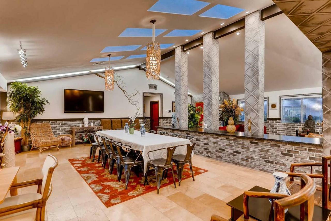 7bd 5ba Mansion W/ Lazy River Hot Tub Sleeps 26 *