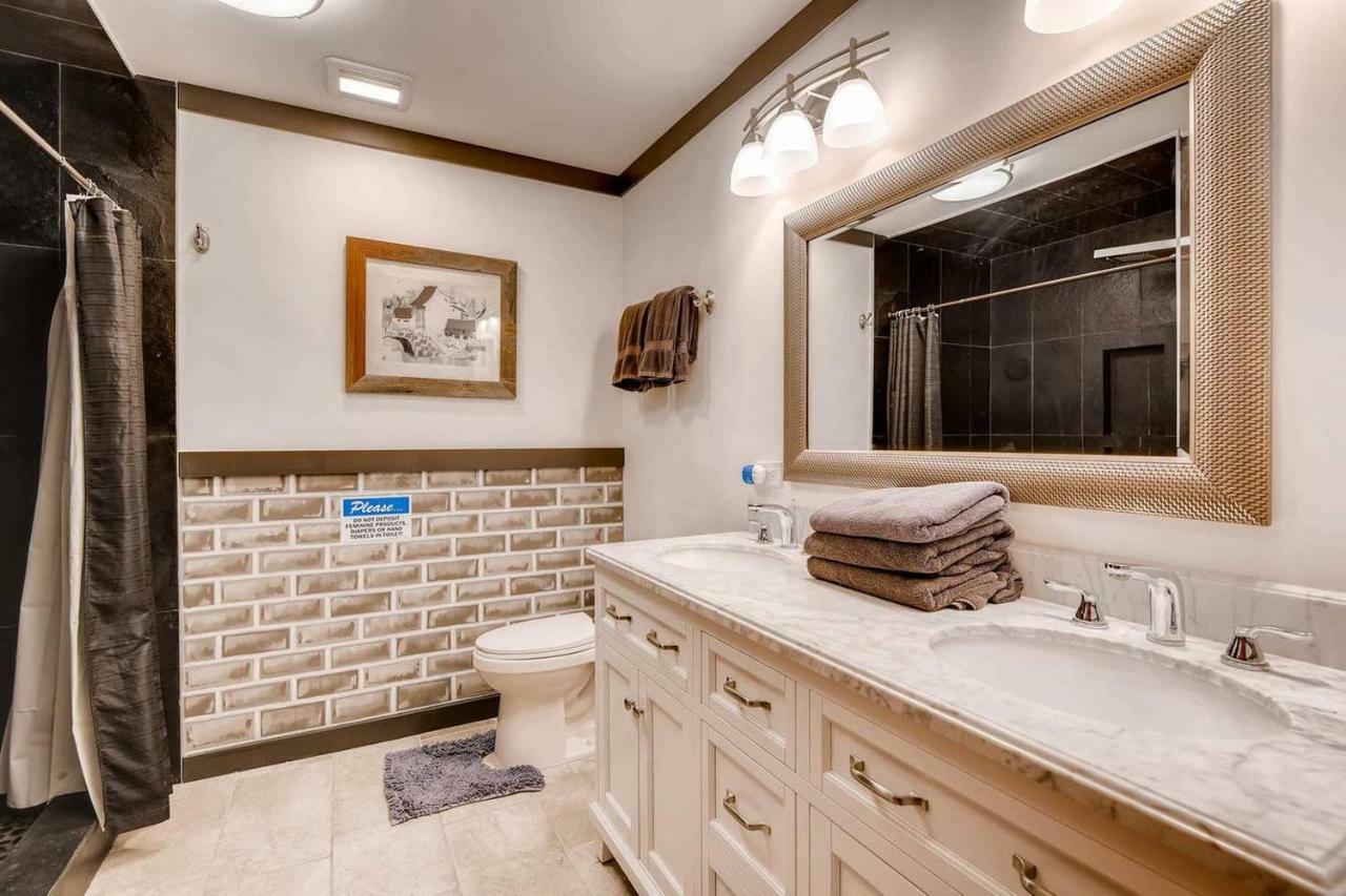 7bd 5ba Mansion W/ Lazy River Hot Tub Sleeps 26 Holiday home Las Vegas