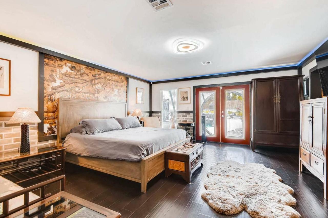 7bd 5ba Mansion W/ Lazy River Hot Tub Sleeps 26 *