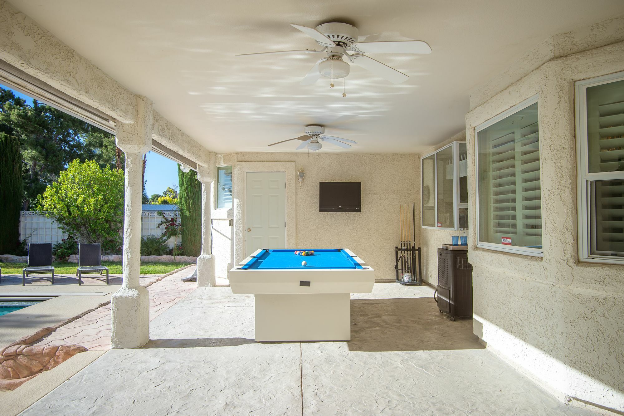 Luxury 6br 10min To Lv Strip Sleeps 20
