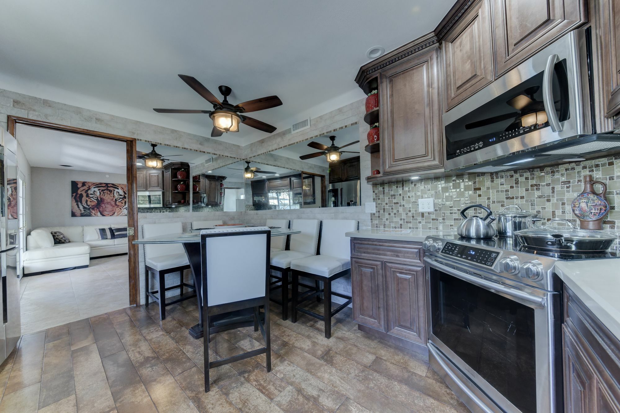 Sanctuary Pond And Pool Apartment Las Vegas