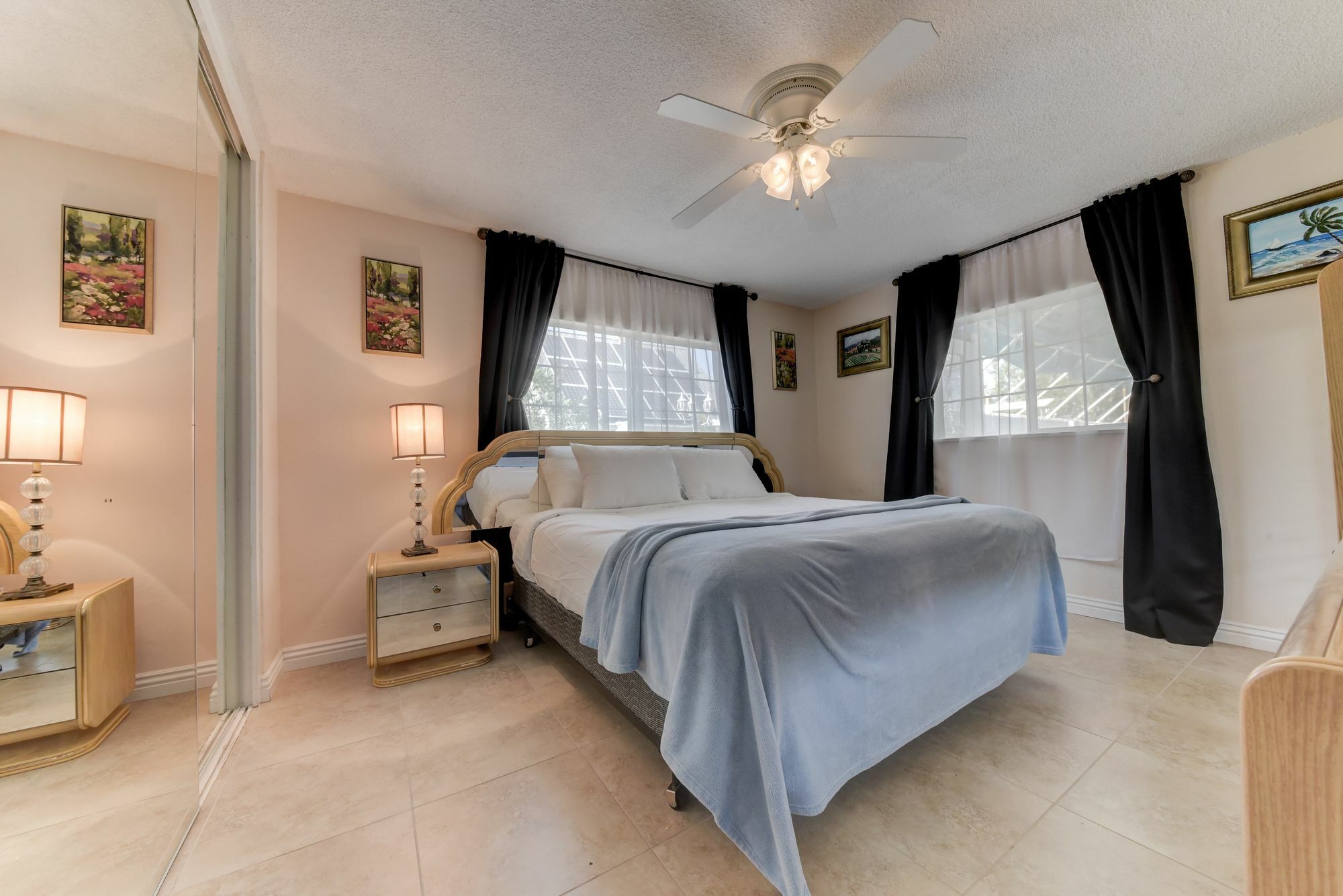 Apartment Sanctuary Pond And Pool Las Vegas