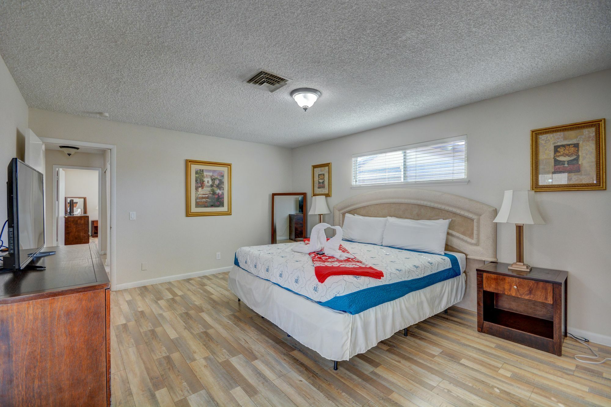 Apartment Luxurious 4br House With Large Pool 8min To Strip Las Vegas
