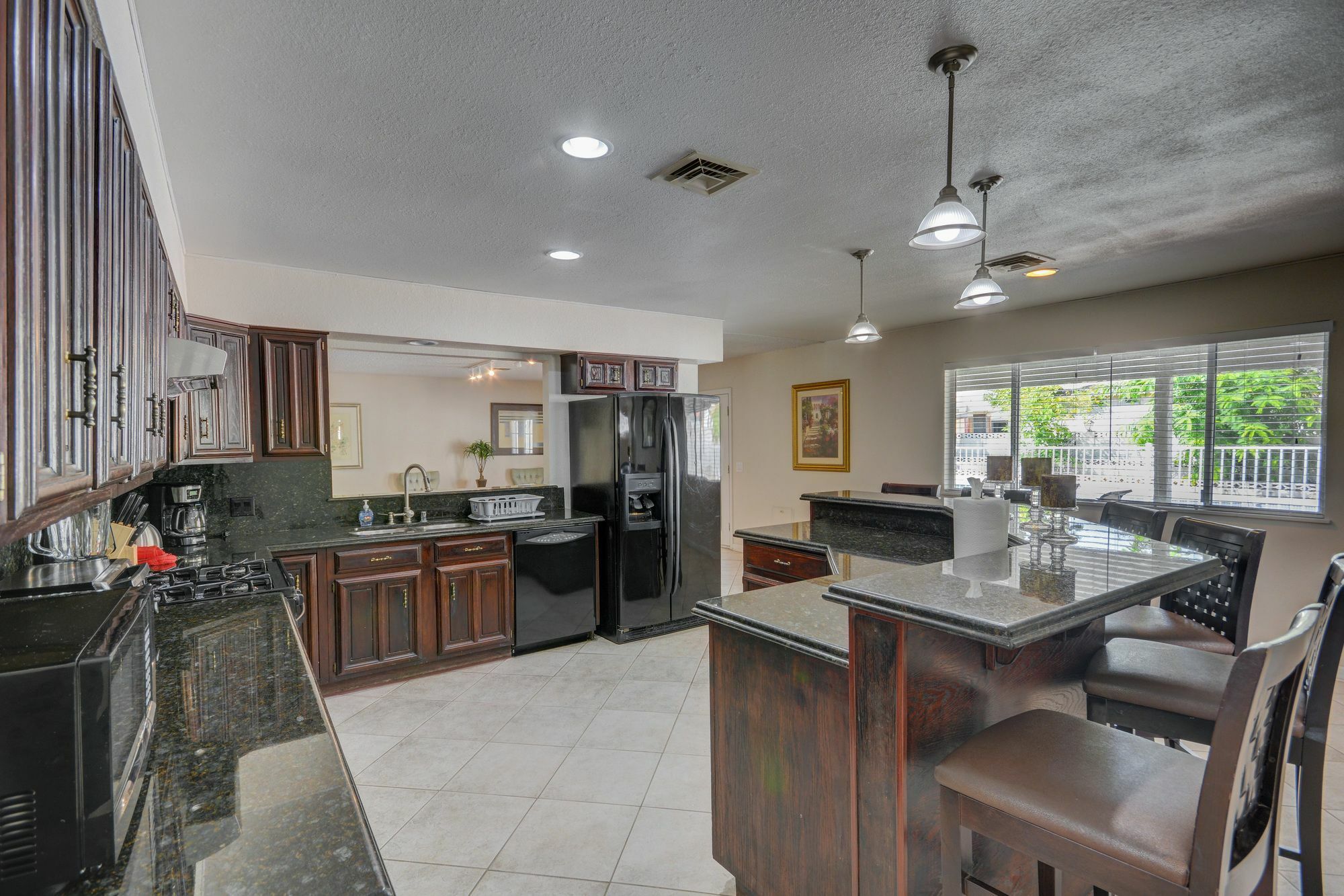 Luxurious 4br House With Large Pool 8min To Strip