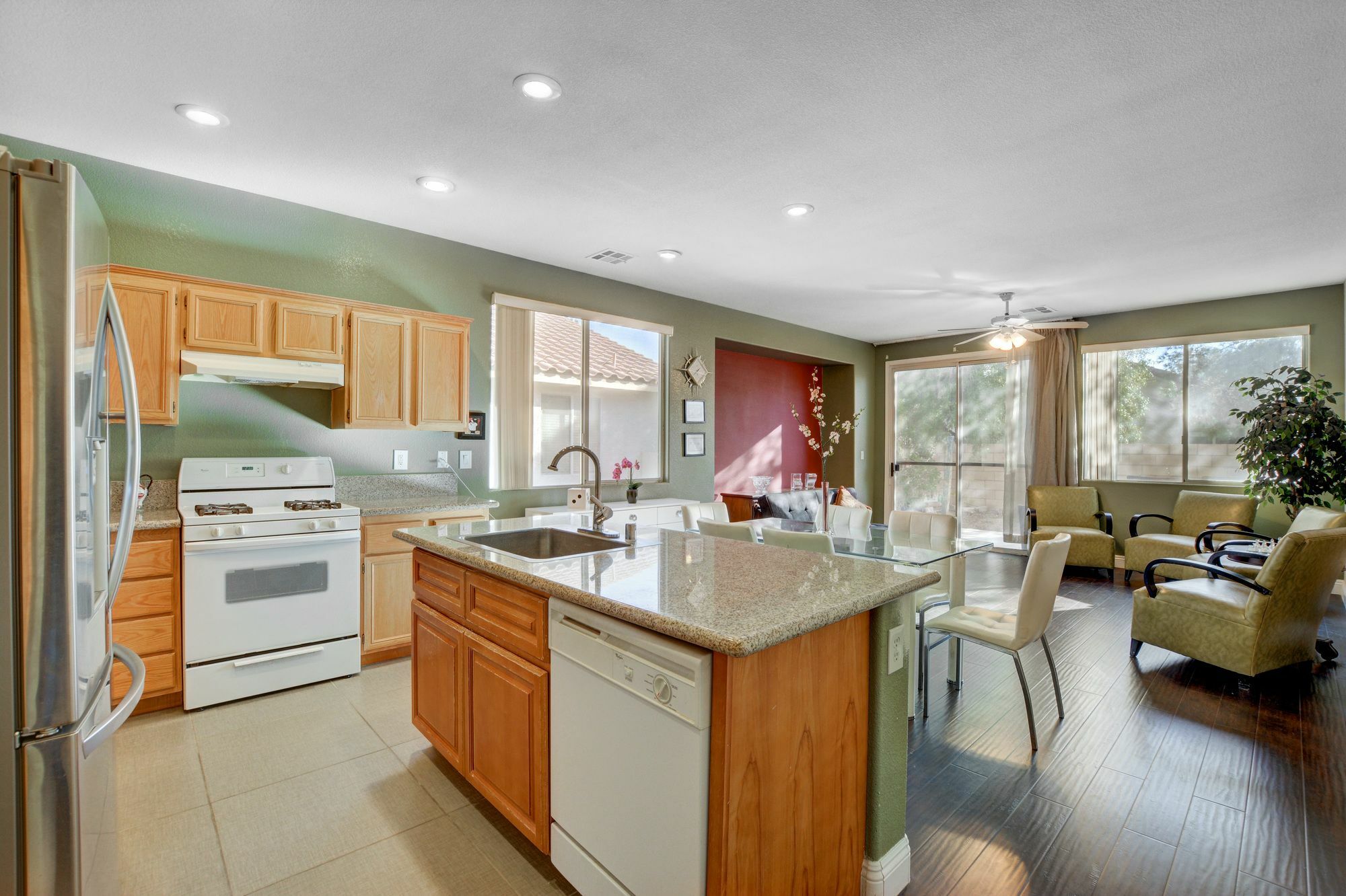 Apartment Luxurious 3br 10min To Vegas Strip Las Vegas
