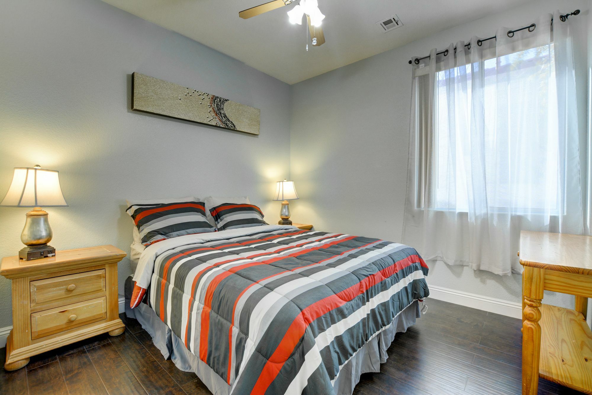 Luxurious 3br 10min To Vegas Strip Apartment *
