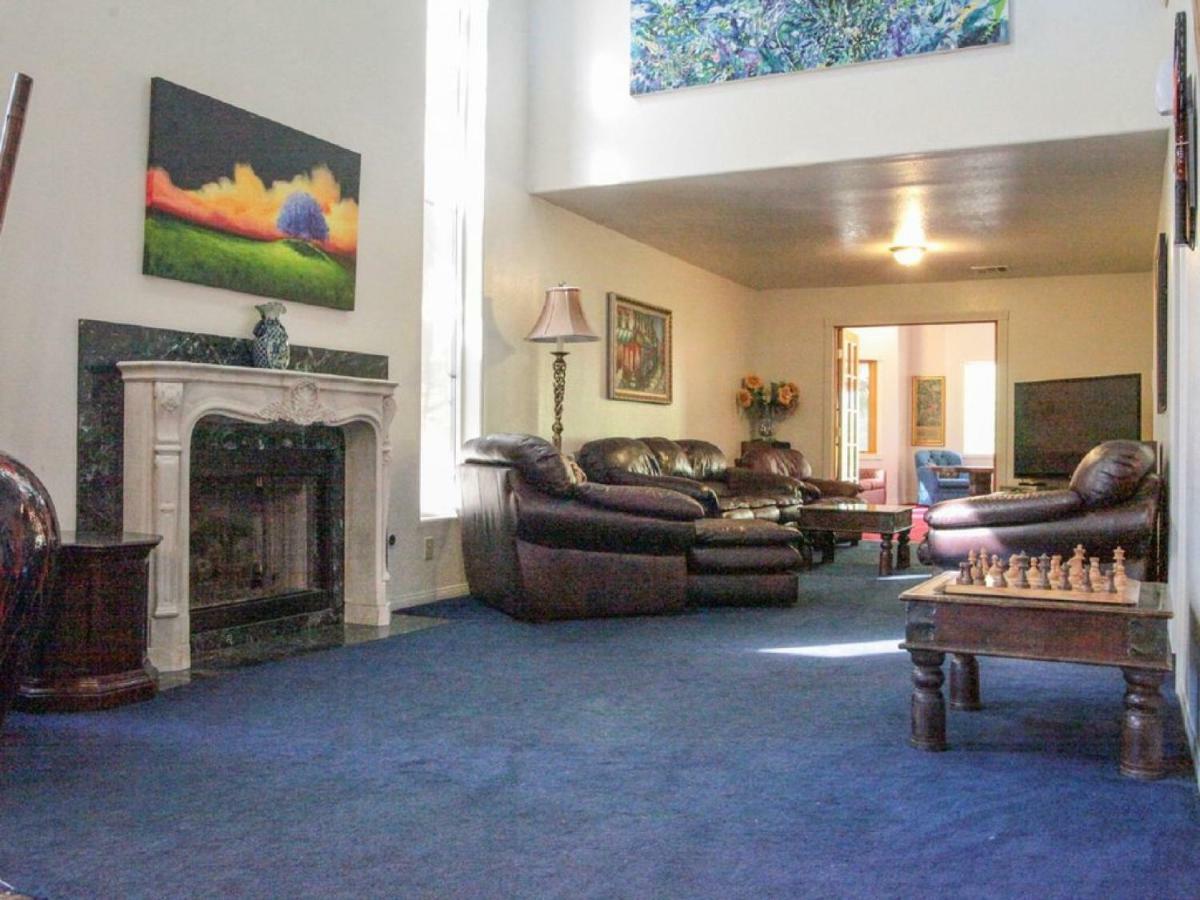 Villa Caridad Las Vegas