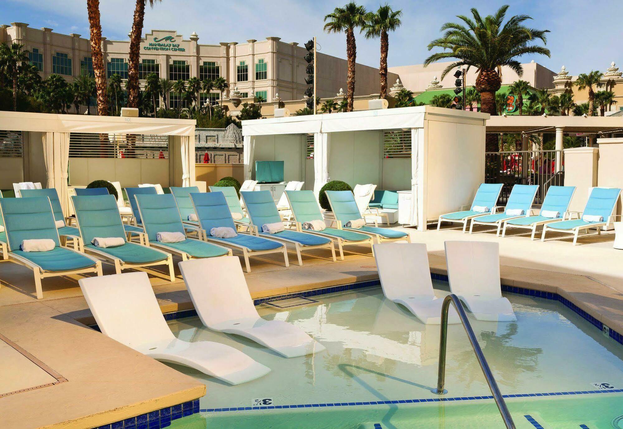 The W Vegas At Mandalay Bay By Suiteness Resort