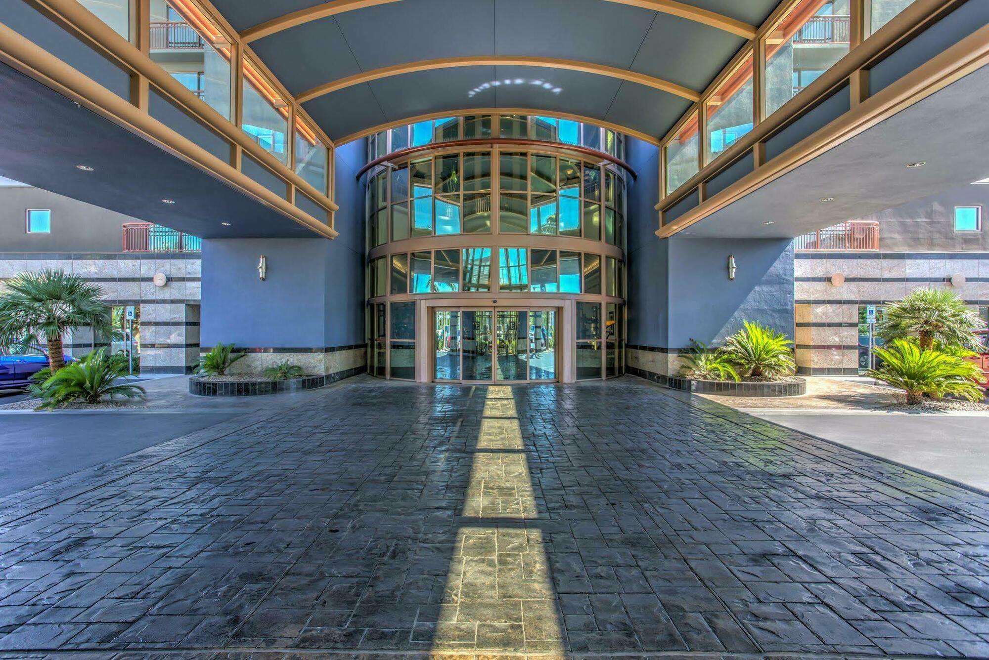 Embassy By Hilton Convention Center Vegas Las Vegas