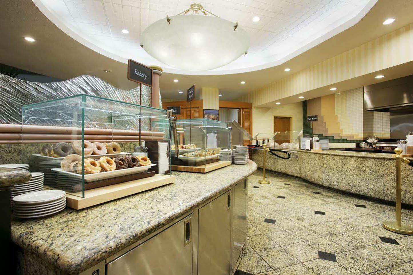Embassy By Hilton Convention Center Vegas 4*