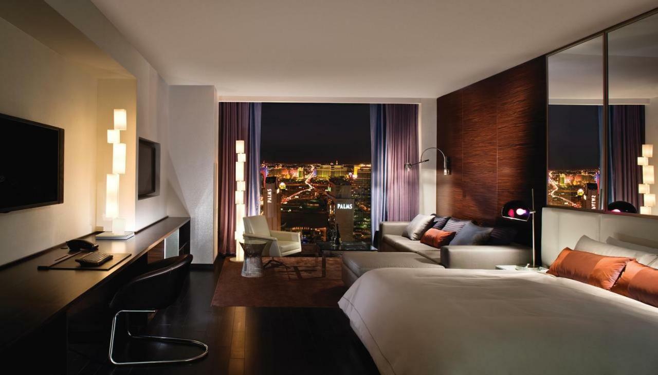Jet Luxury At The Palms Place