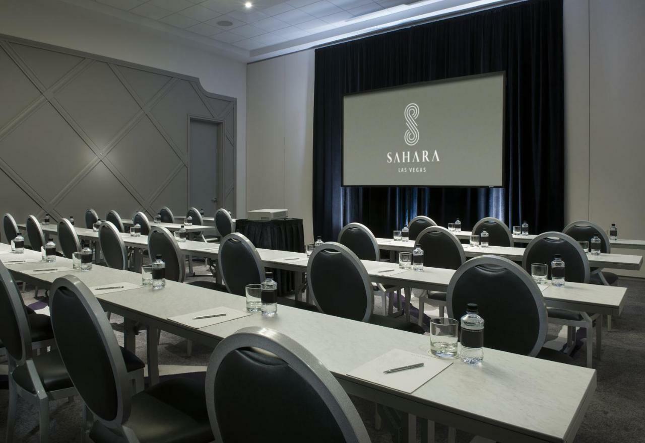 Resort Sahara Vegas 4*