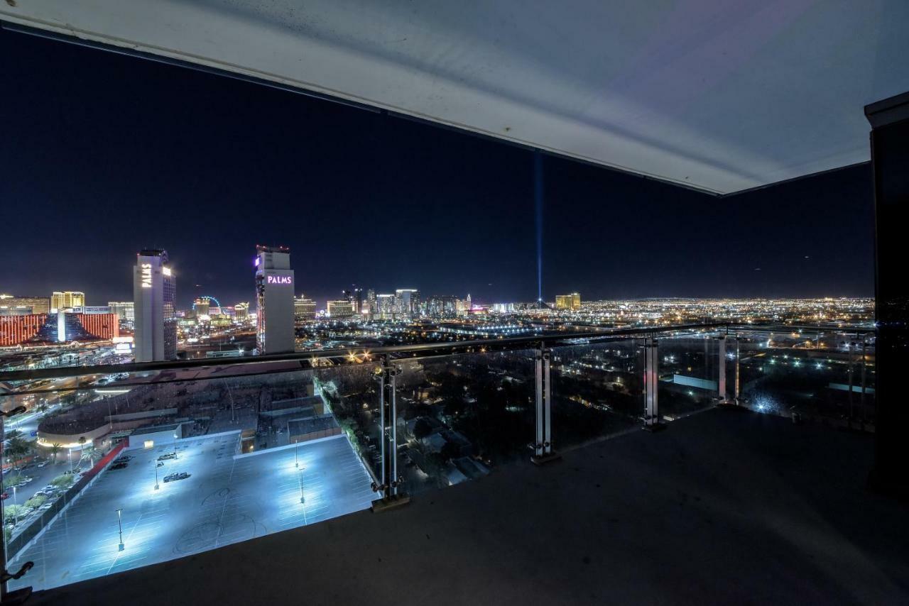 Palms Place Stripview With Open Balcony -33 Aparthotel